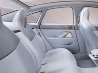 [ẢNH] BMW i4 concept EV trình làng với lưới tản nhiệt siêu khổng lồ