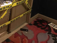 Rợn người bên trong phòng của kẻ thủ ác gây ra vụ xả súng kinh hoàng tại Mỹ