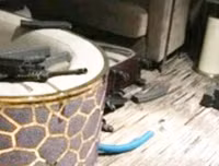 Rợn người bên trong phòng của kẻ thủ ác gây ra vụ xả súng kinh hoàng tại Mỹ