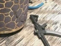 Rợn người bên trong phòng của kẻ thủ ác gây ra vụ xả súng kinh hoàng tại Mỹ