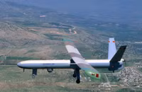 [ẢNH] Tên lửa Hezbollah bắn như mưa nhưng không hạ được máy bay Israel?