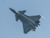 Trung Quốc xác nhận lần đầu đưa tiêm kích tàng hình J-20 vào tập trận