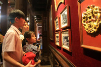 Văn Miếu - Quốc Tử Giám những ngày sĩ tử cầu may