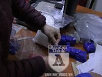 Chân dung kẻ vận chuyển 12 