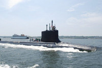 [ẢNH] Siêu tàu ngầm hạt nhân Mỹ mới hạ thủy đã bị nước biển lột vỏ