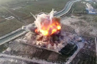 [ẢNH] Nga, Syria và Mỹ phải 