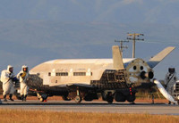 [ẢNH] Máy bay tuyệt mật X-37B Mỹ vô hiệu hóa đòn tấn công tàu sân bay từ Trung Quốc?