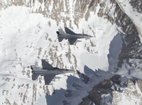 [ẢNH] Thay đổi mang tính cách mạng khiến F-16 Mỹ đủ sức đối đầu Su-35 Nga