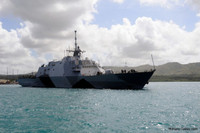 [ẢNH] Tàu chiến ven bờ Mỹ vội vã rút lui khi bị Su-30MK2 Venezuela 