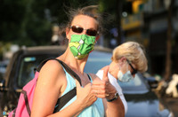 [ẢNH] Không đeo khẩu trang có thể bị phạt 300.000 đồng, trốn cách ly có thể xỷ lý hình sự