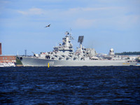 [ẢNH] Tuần dương hạm Nga tiến vào Địa Trung Hải khi quân đội Syria chuẩn bị đánh lớn