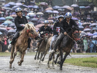 Thử thách lòng gan dạ, tranh tài ở Giải đua ngựa Bắc Hà 2018