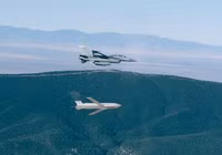 [ẢNH] Mỹ đem pháo đài bay B-1B và siêu tên lửa hành trình tới sát Syria, tình huống cực nguy cấp?