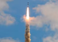 [ẢNH] Syria chưa triển khai Iskander-M, Israel đã dọa bằng tên lửa 