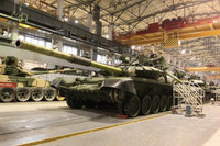 [ẢNH] Lộ diện robot chiến trường cỡ lớn trên khung gầm T-72B3 của Nga