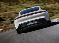 [ẢNH] Porsche Taycan ra mắt: Sedan thể thao chạy điện hàng đầu thế giới