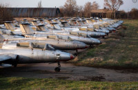 [ẢNH] Dàn máy bay quân sự bị lãng quên của không quân Ukraine