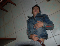 1001 hành vi quái dị của những kẻ ngáo đá 