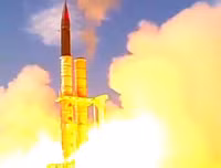 [ẢNH] Tại sao Arrow 3 của Israel lại đáng sợ hơn cả S-400 Nga và Patriot Mỹ?