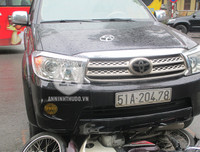 Hình ảnh vụ tai nạn giao thông ở ngã tư trung tâm Thủ đô khiến nhiều người suy nghĩ