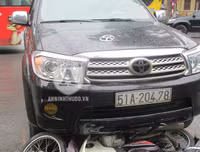 Hình ảnh vụ tai nạn giao thông ở ngã tư trung tâm Thủ đô khiến nhiều người suy nghĩ