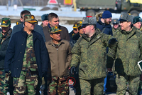 [ẢNH] Campuchia tiếp nhận số lượng lớn xe tăng T-80U-E1 của Nga?