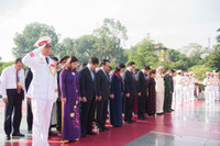 Lễ dâng hương, tưởng nhớ các Anh hùng- liệt sỹ diễn ra trang trọng trên toàn quốc