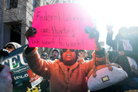 [ẢNH] Tác động sâu sắc của tình trạng Chính phủ Mỹ đóng cửa đến đời sống người dân