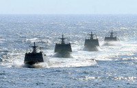 Tàu tấn công nhanh với tuyệt chiêu 