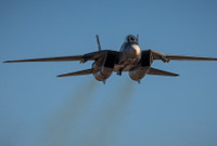 [ẢNH] Tại sao Mỹ có thể nhanh chóng phá hủy chiến đấu cơ mạnh nhất của Iran?