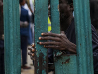 [ẢNH] Những hình ảnh ít người biết về cách ly xã hội tại Nam Phi giữa dịch Covid-19