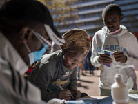 [ẢNH] Những hình ảnh ít người biết về cách ly xã hội tại Nam Phi giữa dịch Covid-19