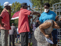 [ẢNH] Những hình ảnh ít người biết về cách ly xã hội tại Nam Phi giữa dịch Covid-19