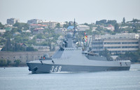 [ẢNH] Nga bất ngờ điều chiến hạm tàng hình 1.000 tấn tối tân nhất tới Syria