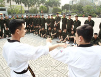 Khổ luyện rèn lính mới