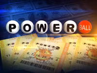 [ẢNH] Mẹ đơn thân trúng giải độc đắc gần 700 triệu USD