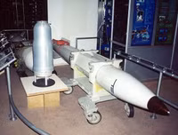 [ẢNH] F-15E thử nghiệm thành công khả năng mang bom hạt nhân B61-12