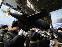 [ẢNH] Nga hạ thủy tàu ngầm tấn công diesel-điện Kilo 636.3 