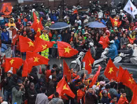 Biển người chào đón những người hùng U23 Việt Nam ở Hà Nội