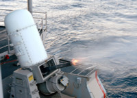 [ẢNH] Uy lực lá chắn thép trên chiến hạm Mỹ vừa bắn hạ máy bay Iran