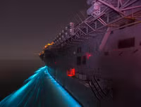 Những hình ảnh ấn tượng nhất về Hải quân Mỹ trong năm 2017