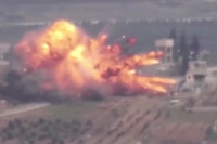 [ẢNH] Đoàn xe Thổ Nhĩ Kỳ lại bị tấn công ở miền Nam Idlib gây thiệt hại nặng