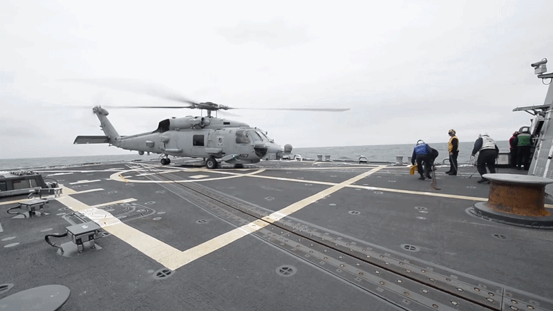 mh-60rseahawkshipboardhelicopterops-viewthroughasailorseyes-ezgifcom-video-to-gif-converter.gif