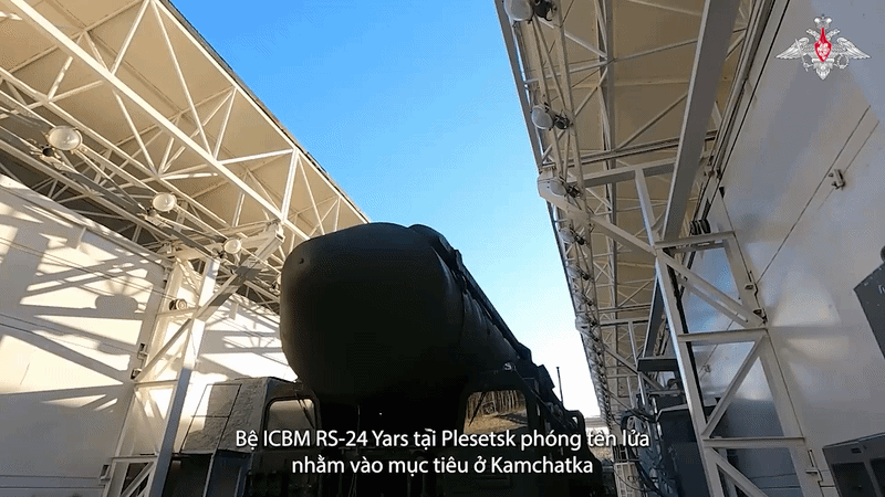 khonhkhcbbahtnhnngakhaihatrongdintp-ezgifcom-video-to-gif-converter.gif