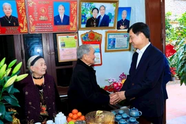 Bí thư Thành ủy Hà Nội: Cần tạo điều kiện để các gia đình người có công có cuộc sống ngày càng tốt hơn