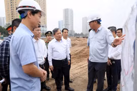 Chủ tịch Hà Nội kiểm tra một số dự án chống úng ngập: Tiến độ là mệnh lệnh, chất lượng là bắt buộc