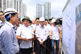 Bí thư Thành ủy Hà Nội thị sát hàng loạt dự án, công trình trọng điểm, yêu cầu phải cam kết tiến độ