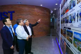 Hà Nội kiện toàn Ban Chỉ đạo về phát triển khoa học, công nghệ, cải cách hành chính và Đề án 06