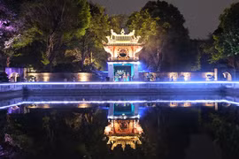 Hà Nội sẽ triển khai xe buýt đêm, đầu tư nhiều hệ thống chiếu sáng và không gian nghệ thuật đêm