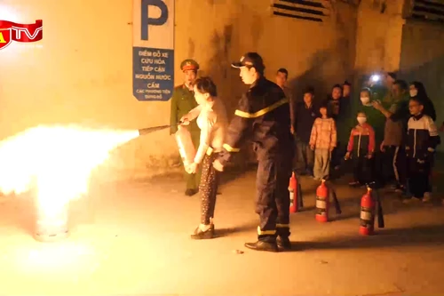 Tuyên truyền, trải nghiệm kỹ năng PCCC cho người dân dịp giáp Tết